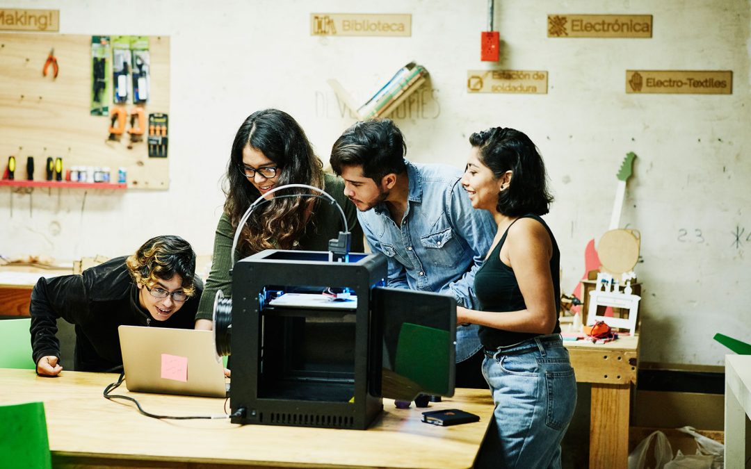 Discover, Destroy & Disrupt: The importance of prototyping for Design Thinking and the new role of GenAI
